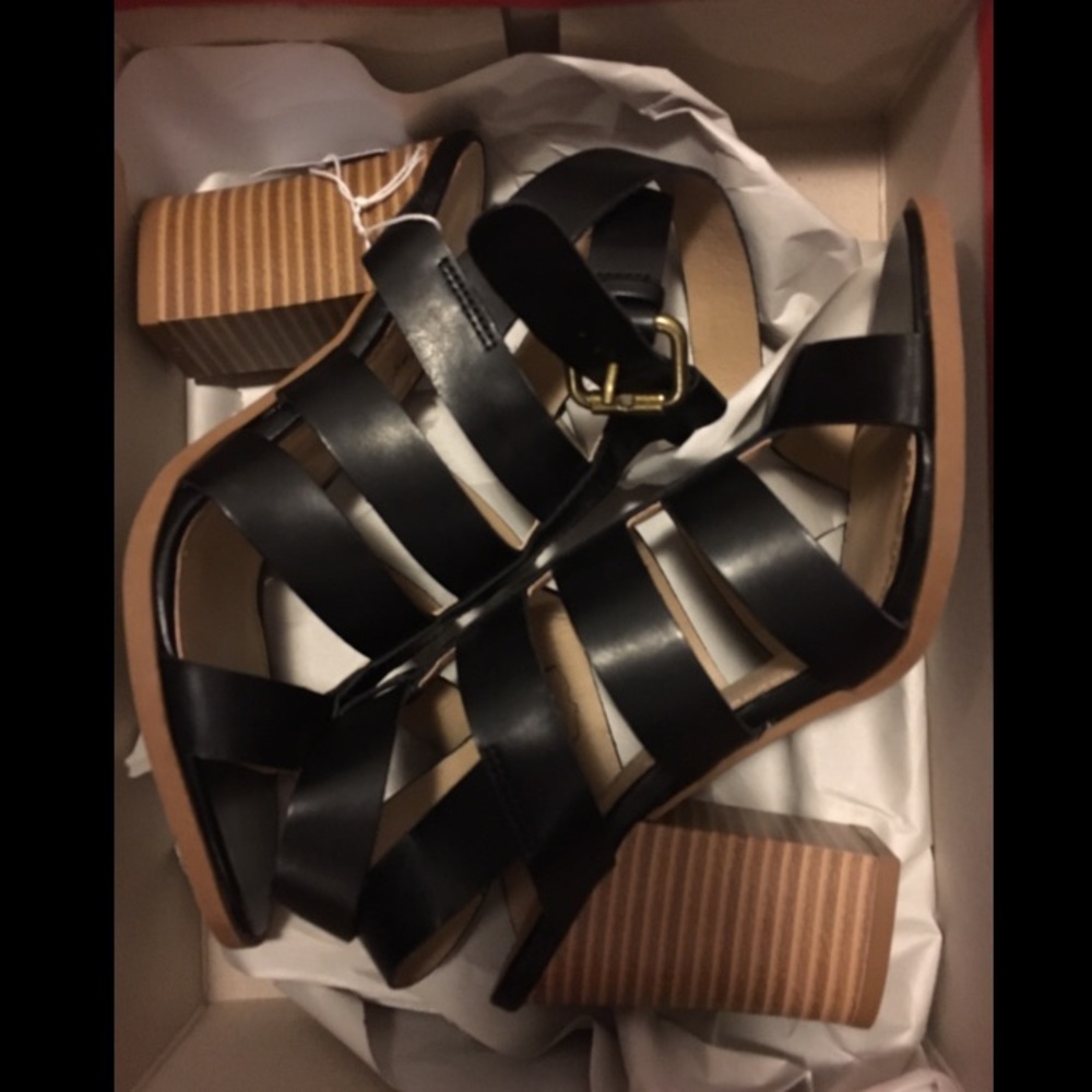 Black Strappy Block Heel